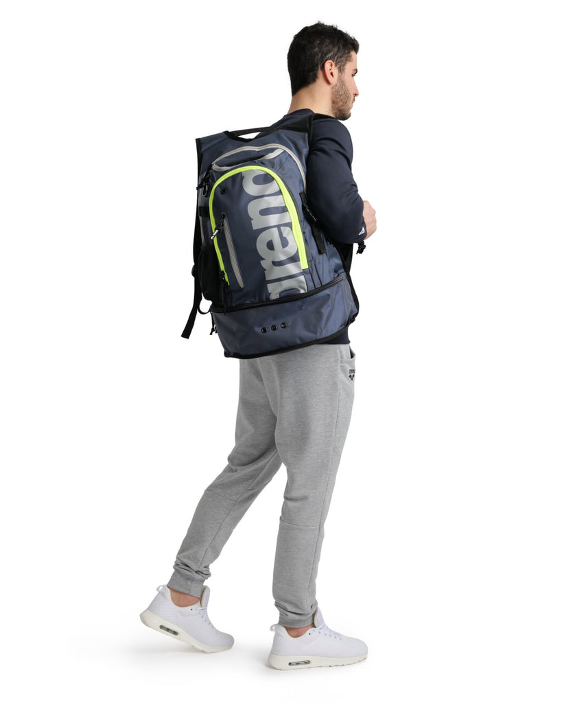 Arena Fastpack 3.0 backpack - Plum Neon Pink