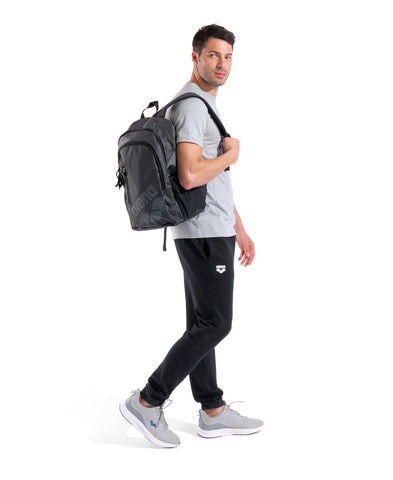 files/010227-100-ARENAALLSETBACKPACK30L-008.4ffc5d88.jpg