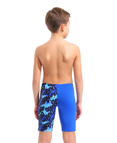 files/011811-580-BARENACROWDEDSWIMJAMMER-002.61711379.jpg