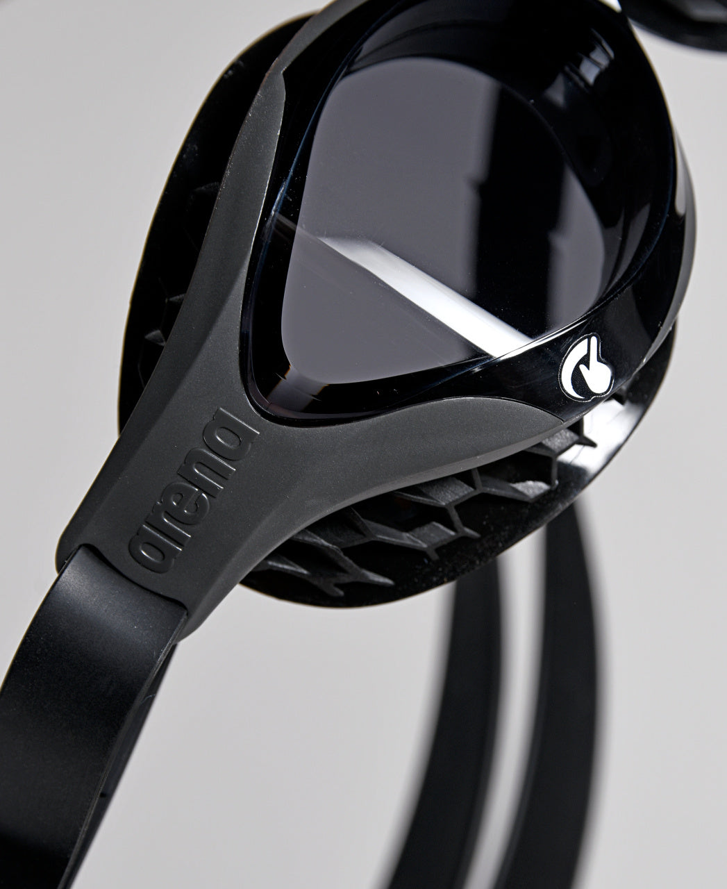 Air Bold Swipe Smoke-Smoke-Black